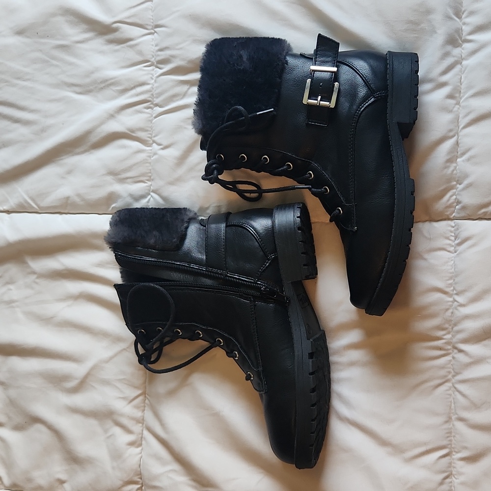 Sugar Boots Girls size 3